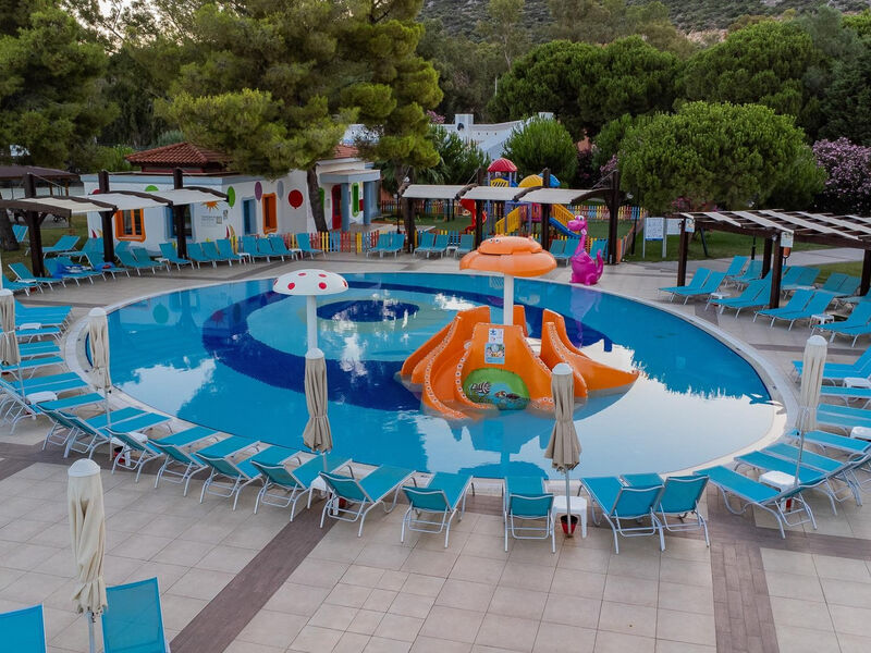 Kustur Club Holiday Village