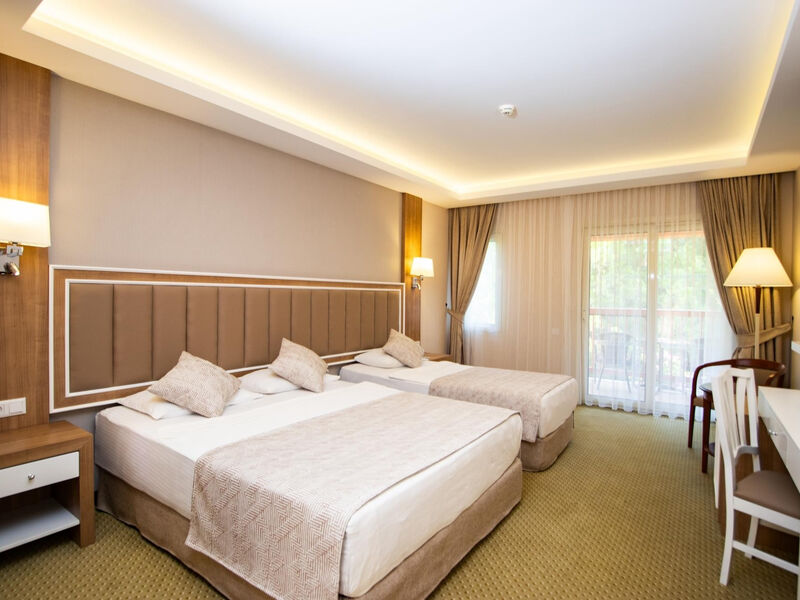 Kustur Club Holiday Village