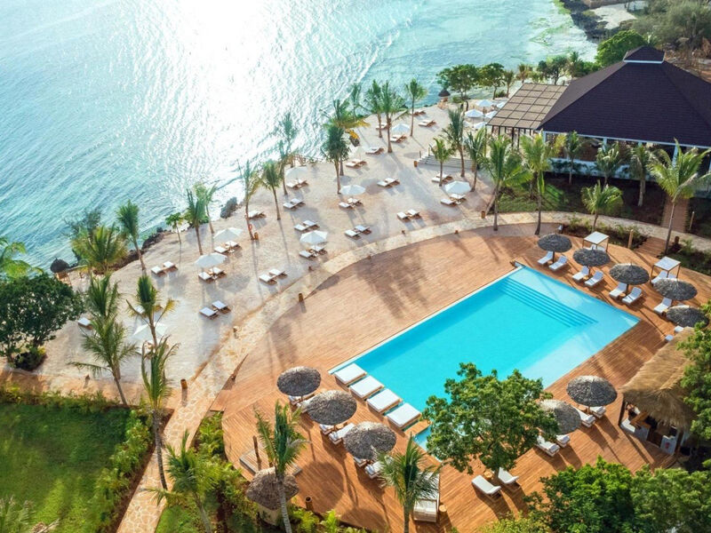 Kwanza Resort By Sunrise