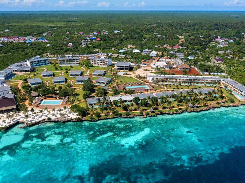 Kwanza Resort By Sunrise