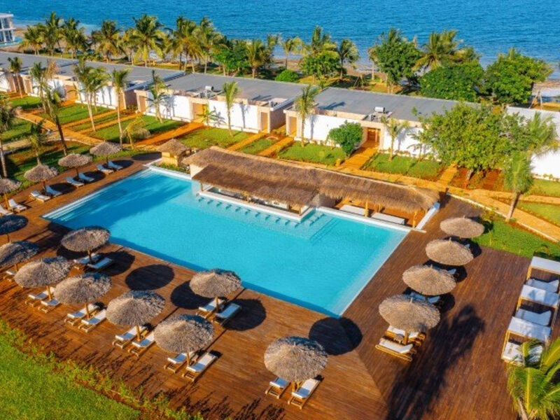 Kwanza Resort By Sunrise