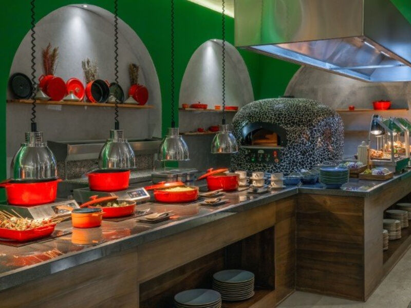 Kwanza Resort By Sunrise