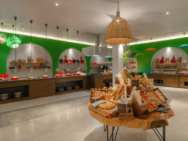 Kwanza Resort By Sunrise