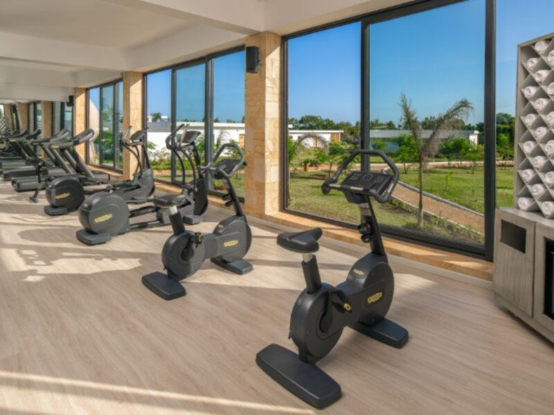 Kwanza Resort By Sunrise