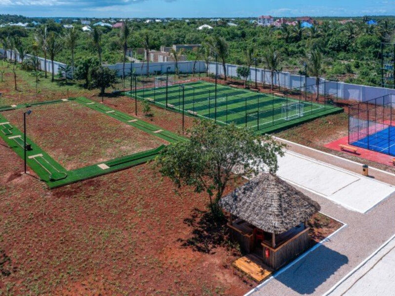 Kwanza Resort By Sunrise