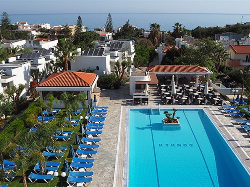 Kyknos Beach & Bungalows