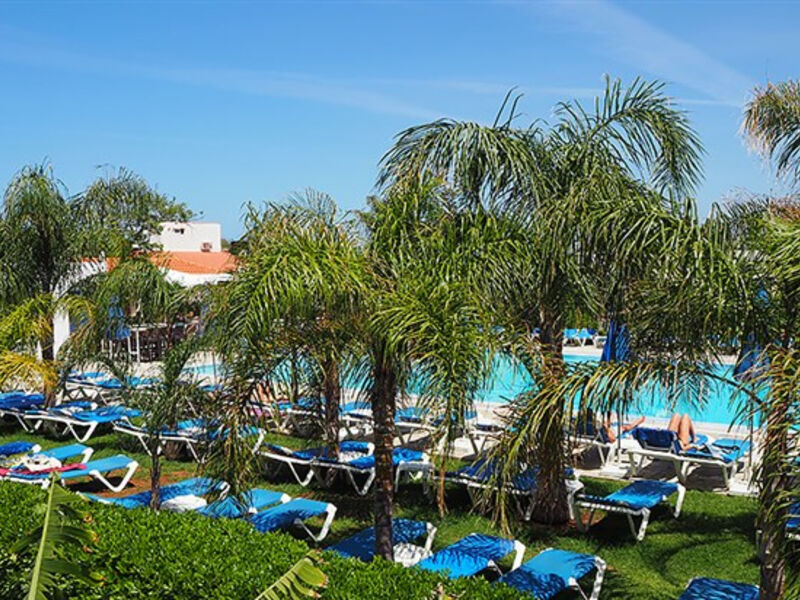 Kyknos Beach & Bungalows