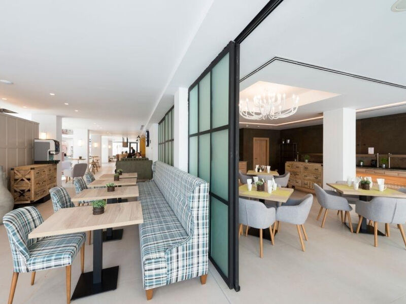 Kyrat Amarac Suites