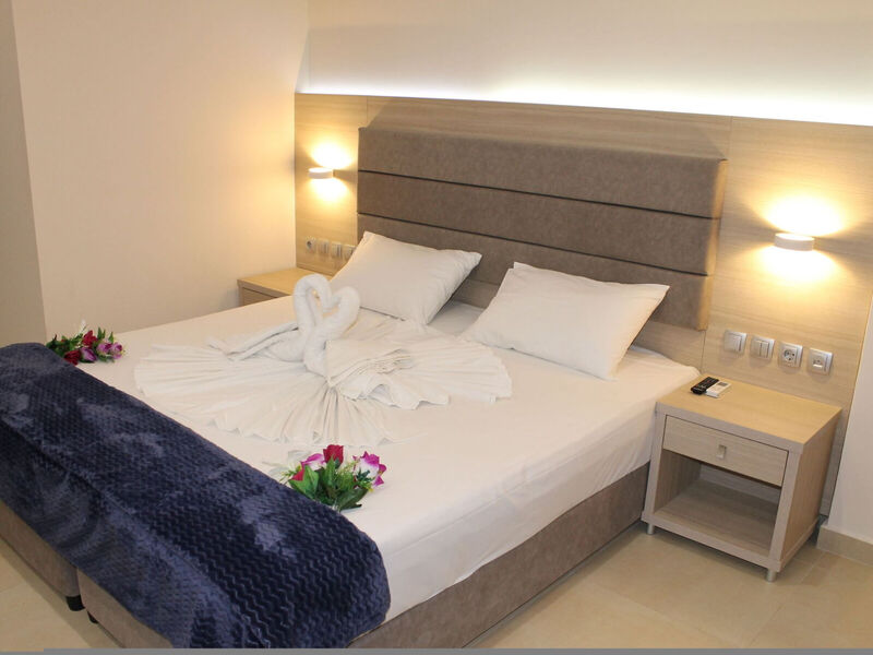 La Caretta Restaurant And Hotel