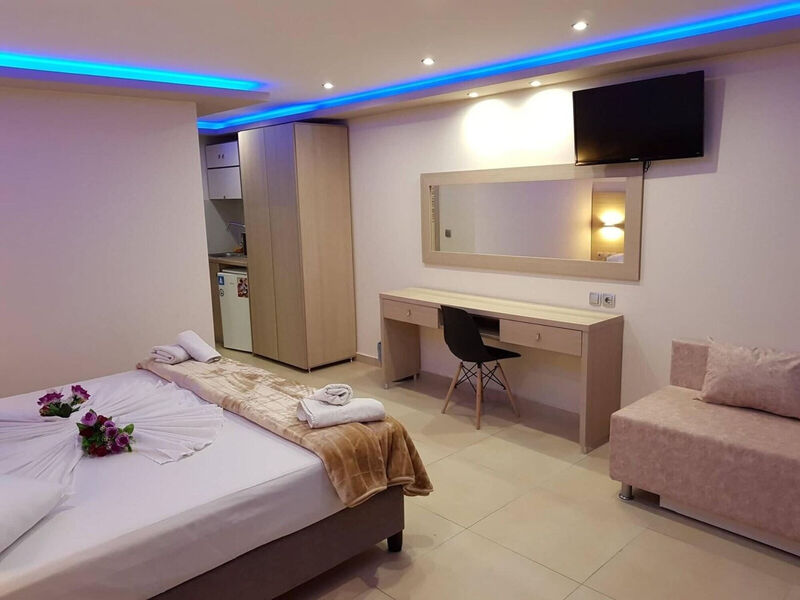 La Caretta Restaurant And Hotel