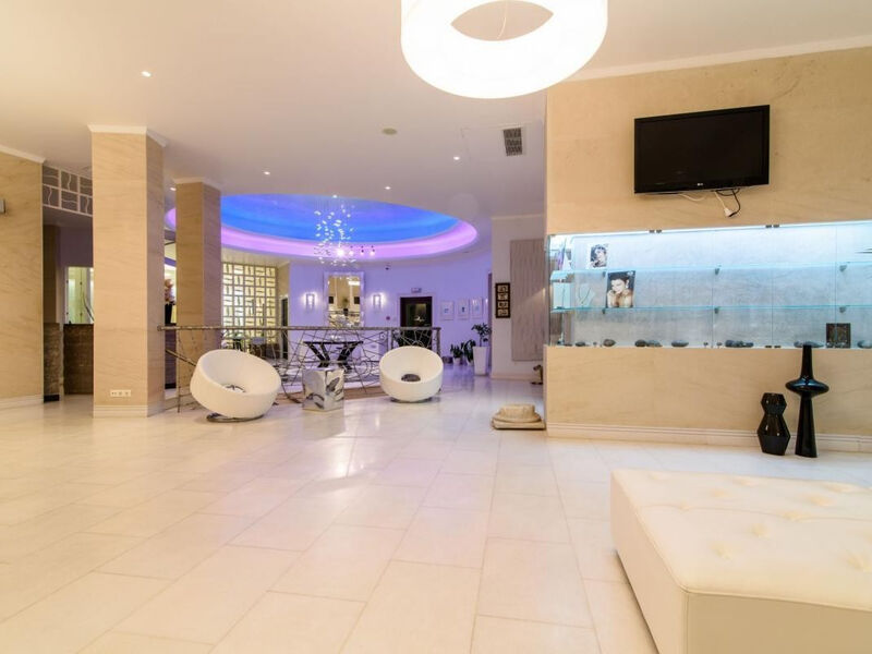 La Mer Deluxe Hotel & Spa