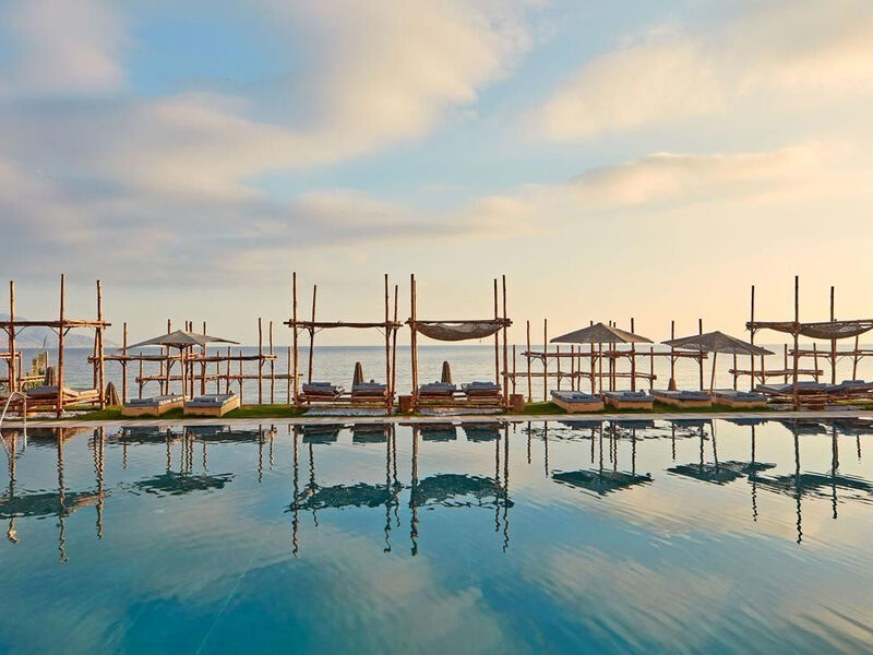 La Mer Resort & Spa