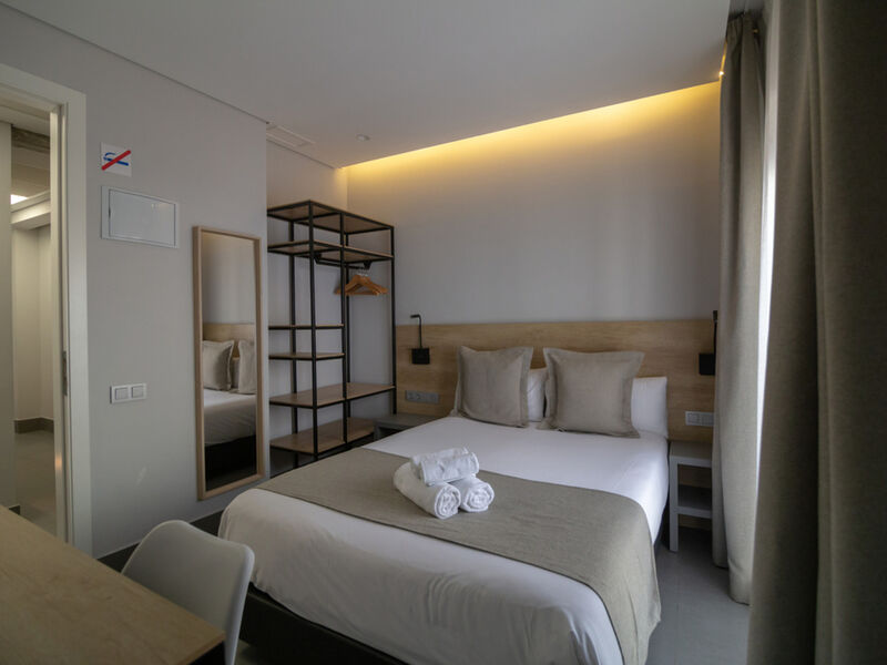 La Milagrosa Hotel and Apartments
