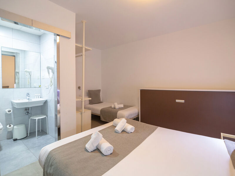 La Milagrosa Hotel and Apartments