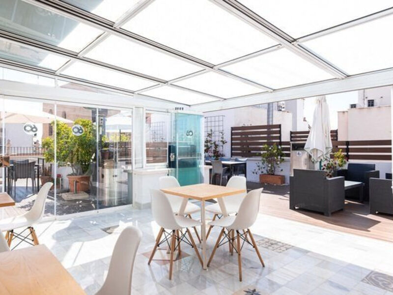 La Milagrosa Hotel and Apartments