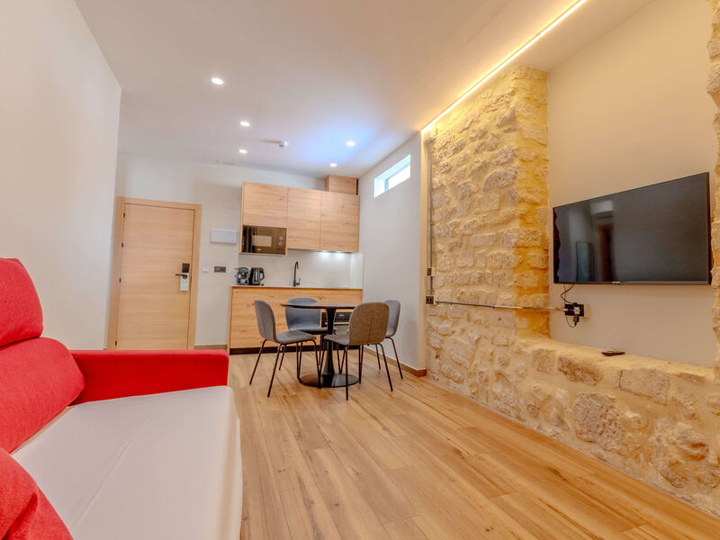 La Milagrosa Hotel and Apartments