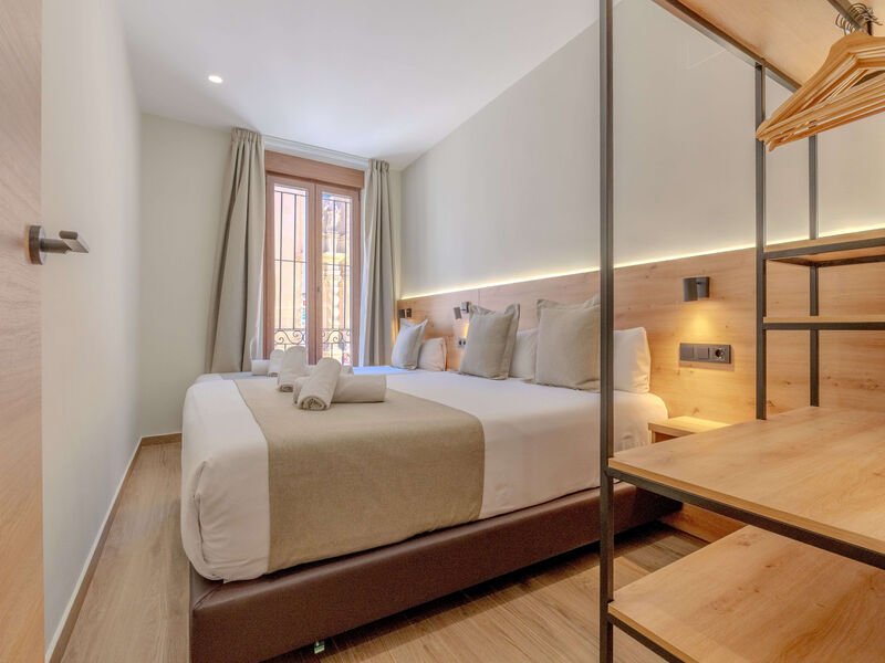 La Milagrosa Hotel and Apartments