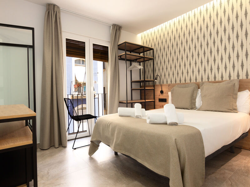 La Milagrosa Hotel and Apartments