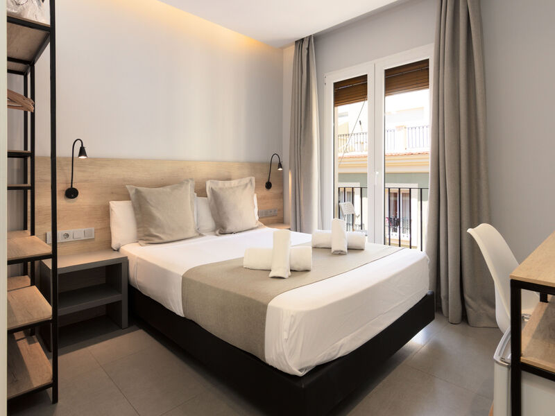 La Milagrosa Hotel and Apartments