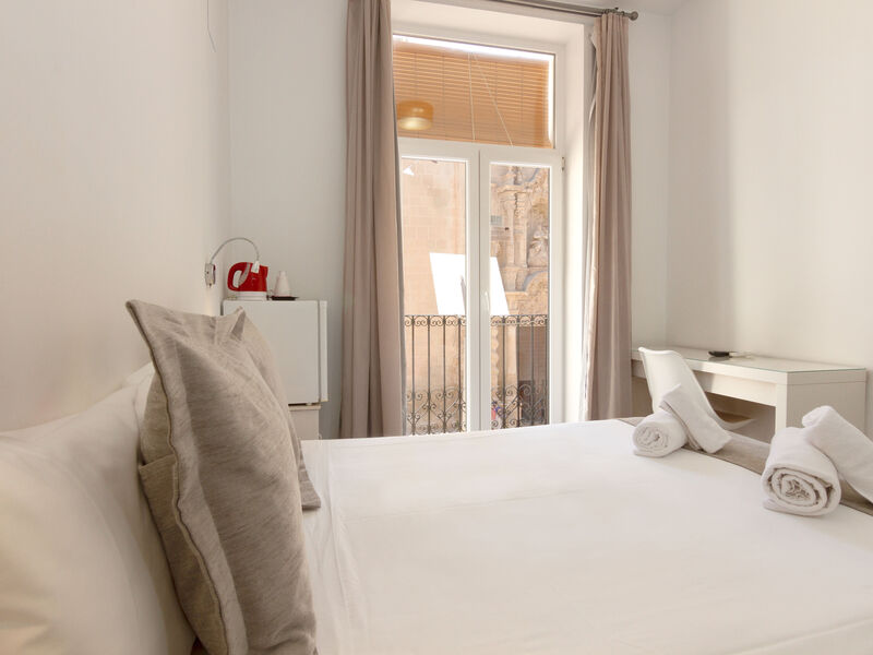 La Milagrosa Hotel and Apartments