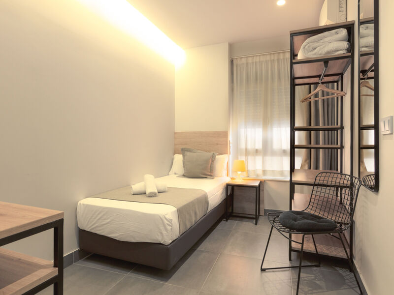 La Milagrosa Hotel and Apartments