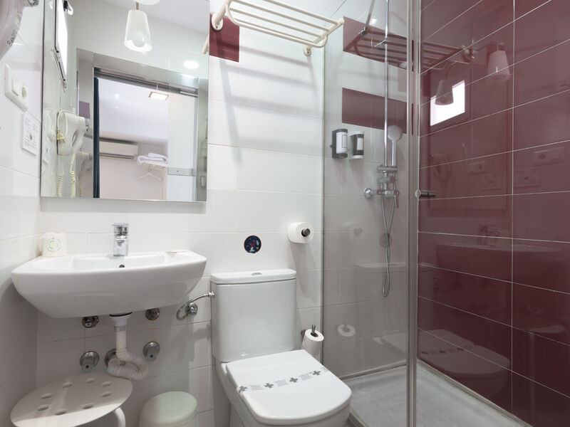 La Milagrosa Hotel and Apartments