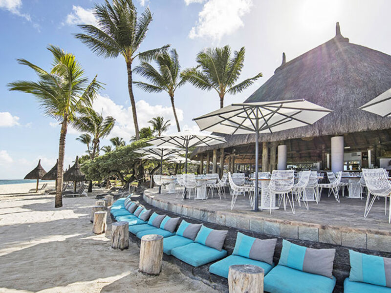 La Pirogue Resort & Spa