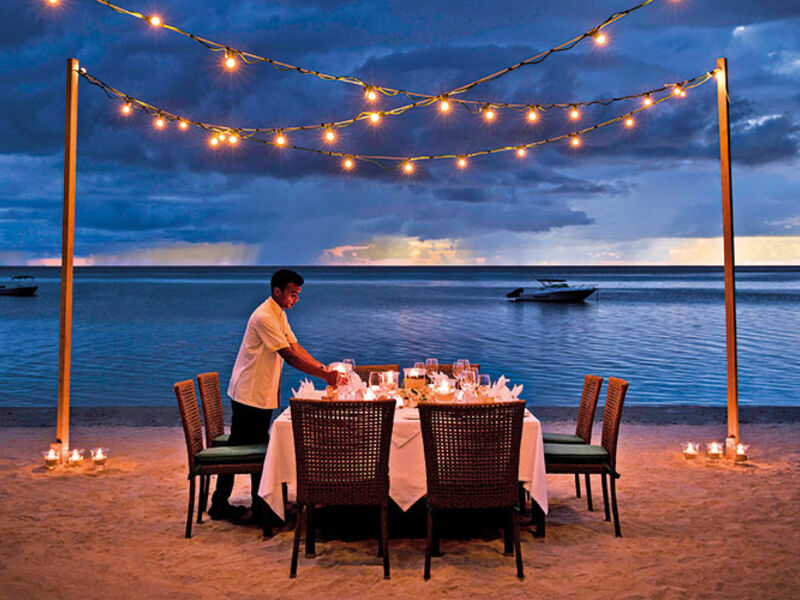 La Pirogue Resort & Spa
