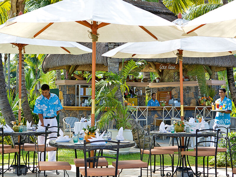 La Pirogue Resort & Spa