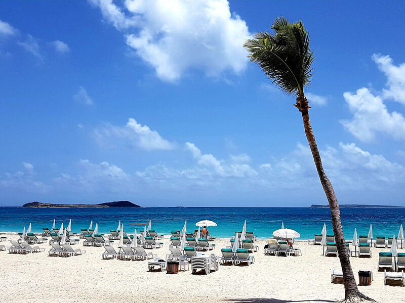 La Playa Orient Bay