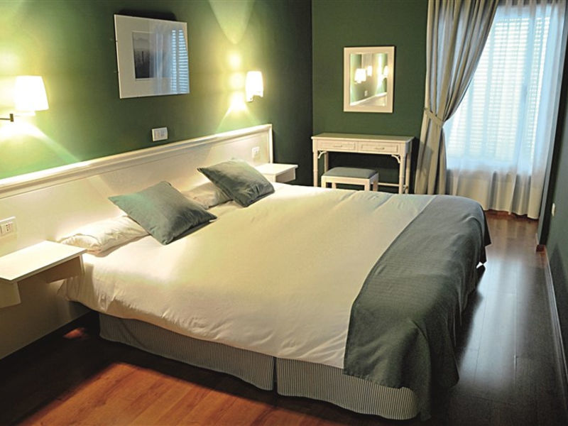 La Quinta Park Suites