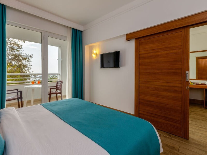 Labranda Alantur Resort