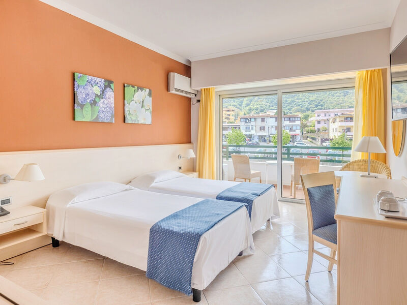 Labranda Rocca Nettuno Tropea