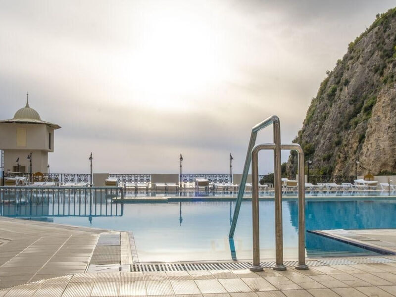 Ladonia Hotels Adakule