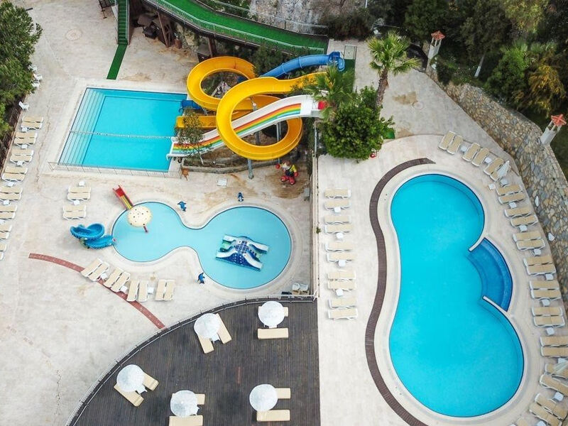 Ladonia Hotels Adakule
