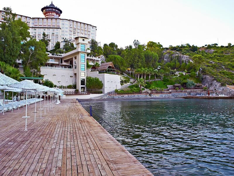 Ladonia Hotels Adakule