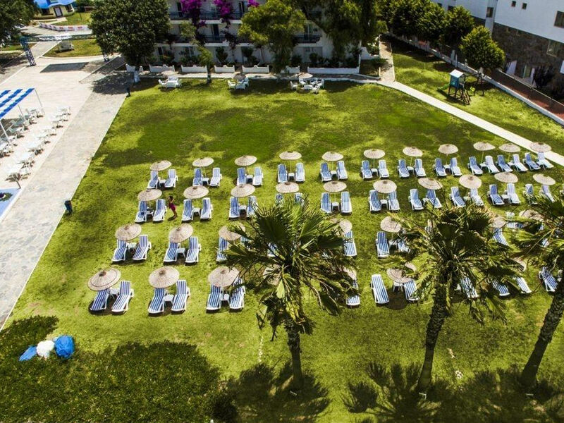 Ladonia Hotels Club Blue White
