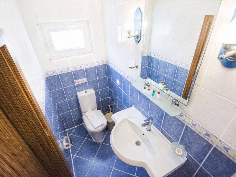 Ladonia Hotels Club Blue White