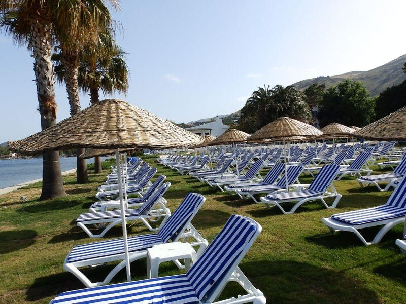 Ladonia Hotels Club Blue White
