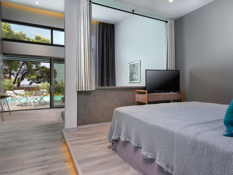 Hotel Lagomandra Beach
