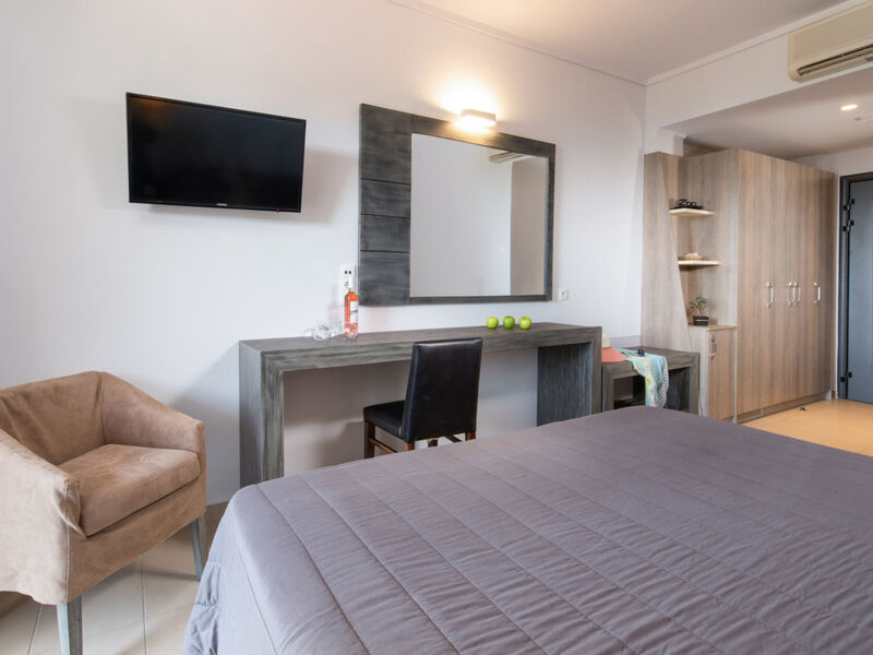 Lagomandra Hotel & Spa