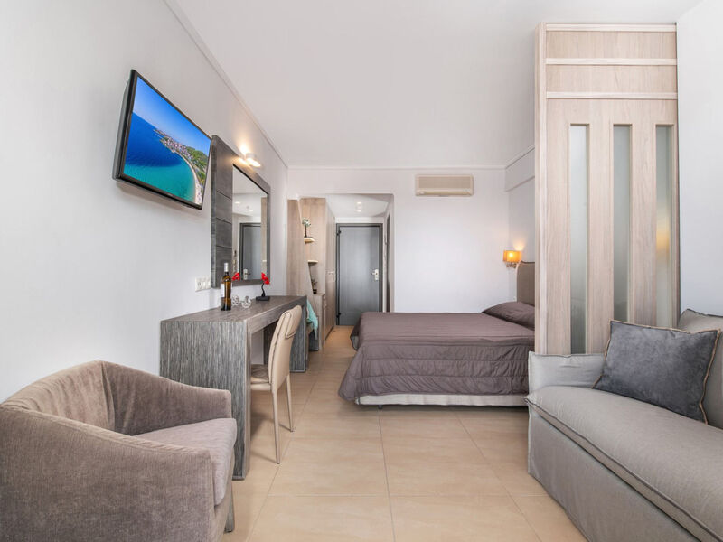Lagomandra Hotel & Spa