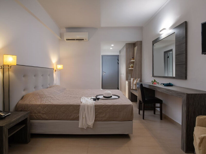 Lagomandra Hotel & Spa