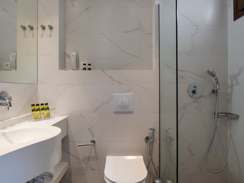 Lagomandra Hotel & Spa