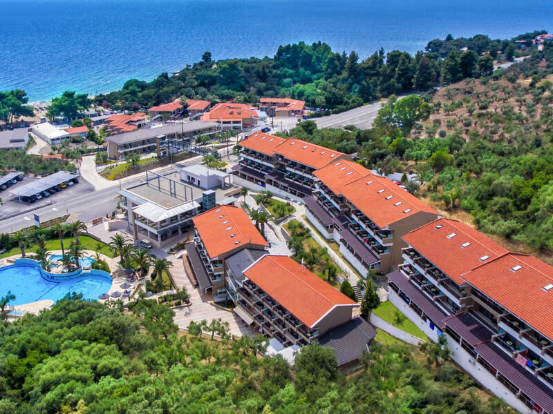 Lagomandra Hotel & Spa