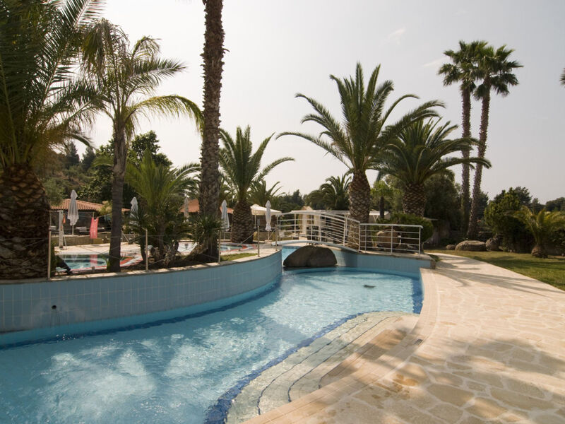 Lagomandra Hotel & Spa