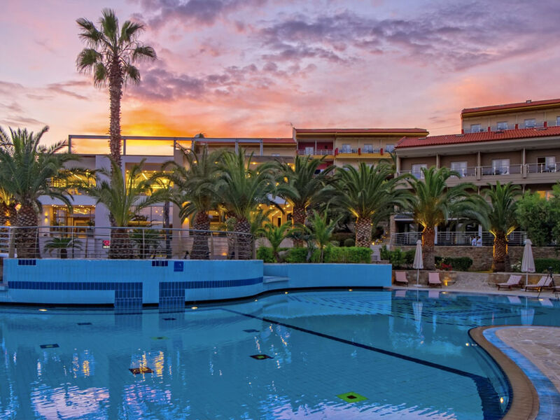 Lagomandra Hotel & Spa