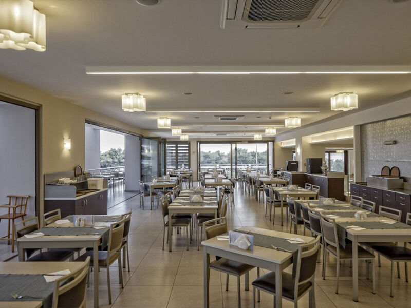 Lagomandra Hotel & Spa