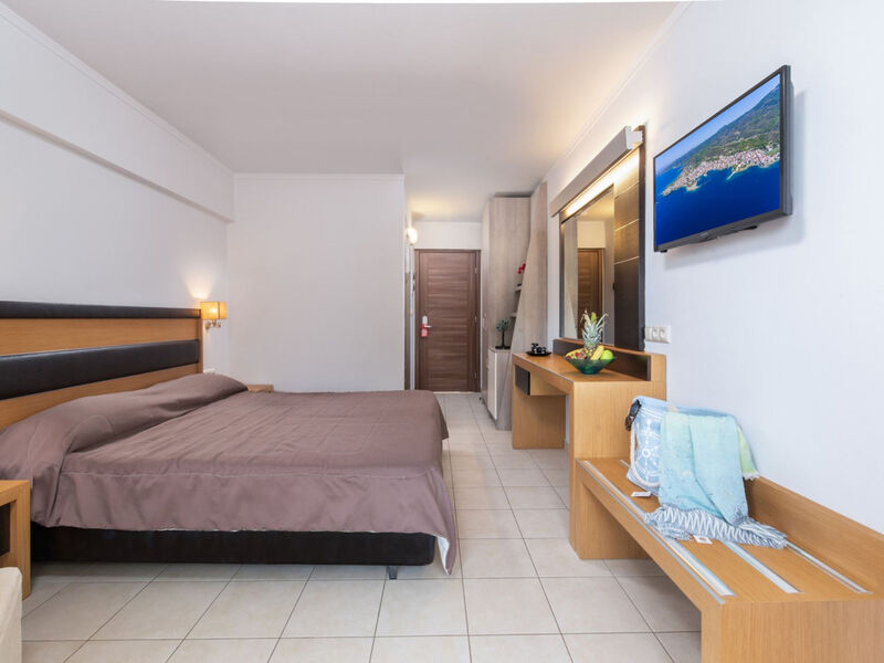 Lagomandra Hotel & Spa