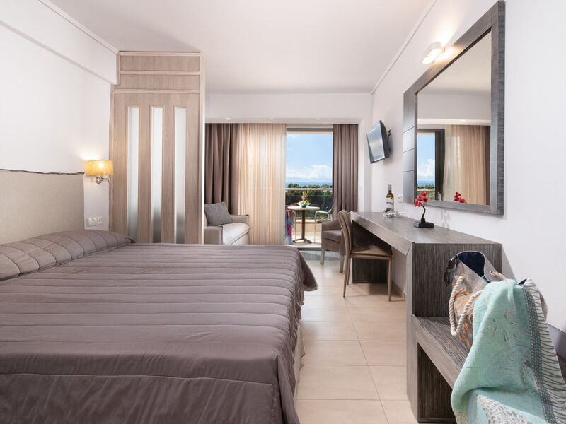 Lagomandra Hotel & Spa